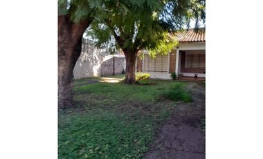 EXCELENTE CHALET SOBRE AMPLIO LOTE