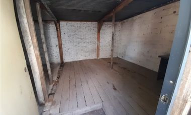 EXCELENTE CHALET SOBRE AMPLIO LOTE