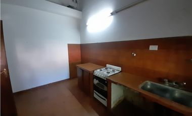 EXCELENTE CHALET SOBRE AMPLIO LOTE