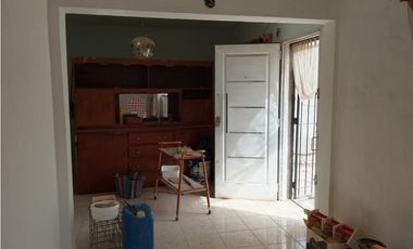 Se vende casa sobre calle España 2582, Puerto MADRYN USD 48.000