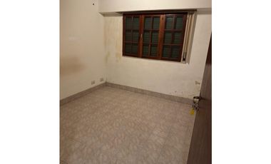 CASA Y DEPARTAMENTO EN VENTA. ITUZAINGO NORTE