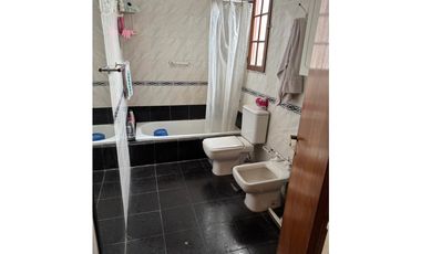 CASA Y DEPARTAMENTO EN VENTA. ITUZAINGO NORTE