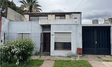 CASA Y DEPARTAMENTO EN VENTA. ITUZAINGO NORTE