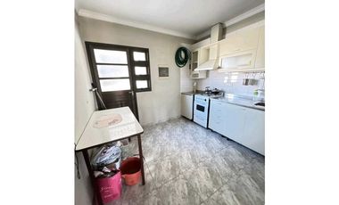 Depto. en venta 2 dormitorios c/cochera España entre Moreno y Belgrano
