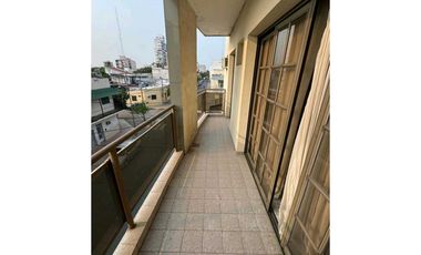 Depto. en venta 2 dormitorios c/cochera España entre Moreno y Belgrano