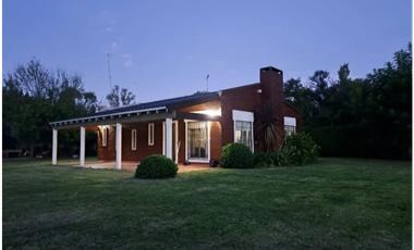 Casa quinta de 1500 m2