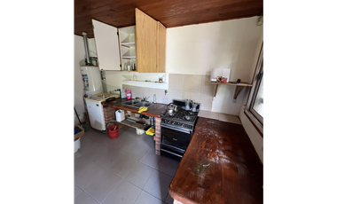 Venta casa muy bien ubicada en Santa Clara del Mar