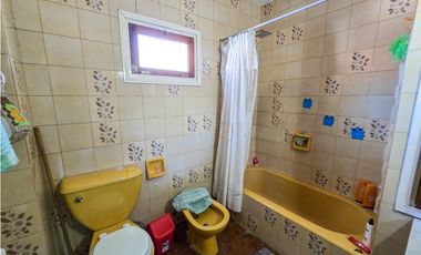 Chalet 5 amb. c/garage, quincho, patio y terraza - Colinas de P. Ramos