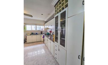 Chalet 5 amb. c/garage, quincho, patio y terraza - Colinas de P. Ramos