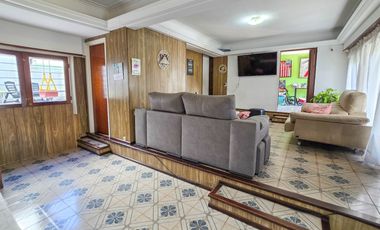 Chalet 5 amb. c/garage, quincho, patio y terraza - Colinas de P. Ramos