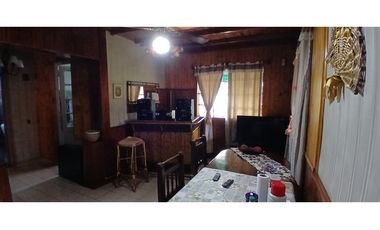 CASA 3 AMBIENTES SOBRE DOS LOTES