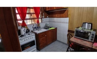 CASA 3 AMBIENTES SOBRE DOS LOTES