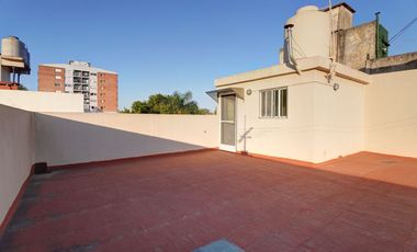 CASA 4 AMBIENTES EN VENTA SANTOS LUGARES TERRAZA