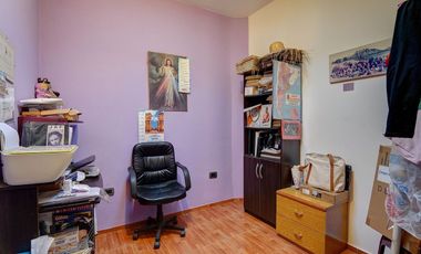 CASA 4 AMBIENTES EN VENTA SANTOS LUGARES TERRAZA