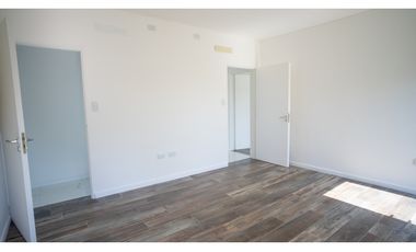 Casa en Venta en Los Juncos, Luján