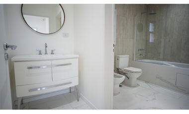Casa en Venta en Los Juncos, Luján