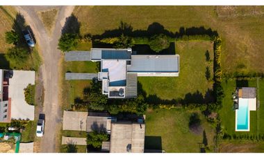 Casa en Venta en Los Juncos, Luján