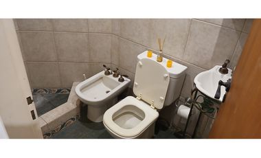 CASA 4 AMBIENTES CON PISCINA