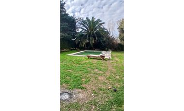 CASA 4 AMBIENTES CON PISCINA