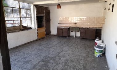 CHALET EN PH AL FRENTE EN ALQUILER. ITUZAINGO NORTE