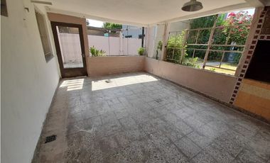 CHALET EN PH AL FRENTE EN ALQUILER. ITUZAINGO NORTE