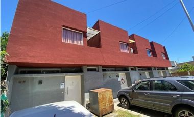 Dúplex en Venta en Ituzaingó/ Udaondo