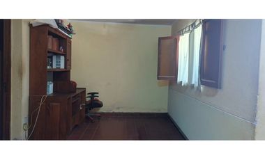 Casa en Venta en Barrio Gral. Savio, Palpalá – Amplia y con Garage