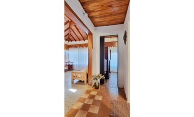 Chalet 3 amb, garage+ Depto 3 amb-NO AP.CREDITO- Calabria y Juramento