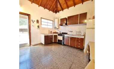 Chalet 3 amb, garage+ Depto 3 amb-NO AP.CREDITO- Calabria y Juramento