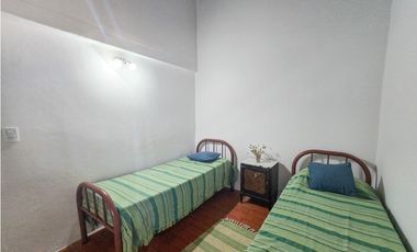 Chalet 3 amb, garage+ Depto 3 amb-NO AP.CREDITO- Calabria y Juramento