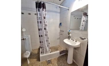 Chalet 3 amb, garage+ Depto 3 amb-NO AP.CREDITO- Calabria y Juramento