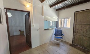 Chalet 3 amb, garage+ Depto 3 amb-NO AP.CREDITO- Calabria y Juramento