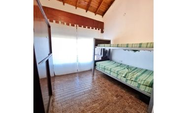 Chalet 3 amb, garage+ Depto 3 amb-NO AP.CREDITO- Calabria y Juramento