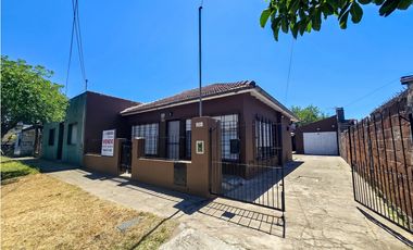 Chalet 3 amb, garage+ Depto 3 amb-NO AP.CREDITO- Calabria y Juramento