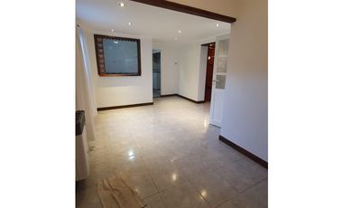 Excelente PH 3 amb. en zona Güemes
