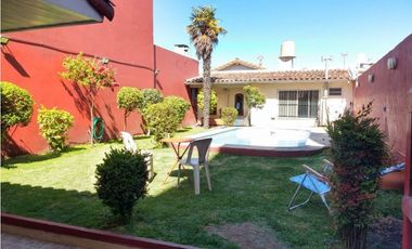 Hermoso chalet en barrio Chauvin con pileta climatizada