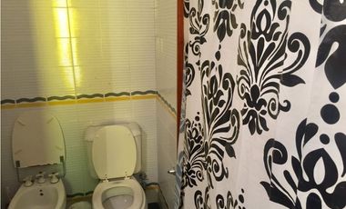 Casa en barrio Los Troncos