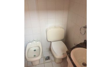 Casa en barrio Los Troncos