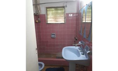 CASA Y LOCAL A LA VENTA EN ASCONAPE AL 1800, PASO DEL REY