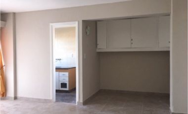 Departamento zona Plaza Colón