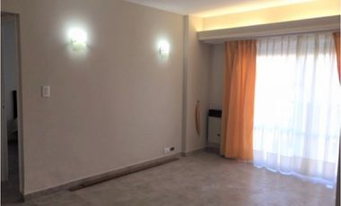 Departamento zona Plaza Colón