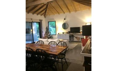 Casa 4 ambientes c/ pileta en Rumencó