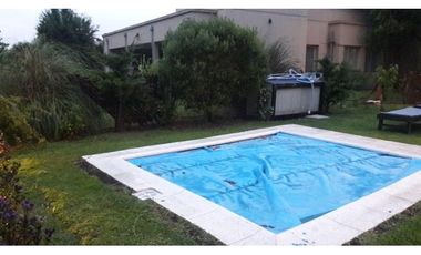Casa 4 ambientes c/ pileta en Rumencó