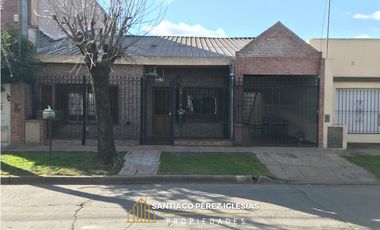 CASA CENTRO LUJAN 2 DORMITORIOS