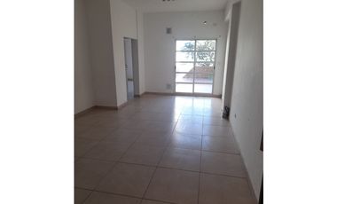 HERMOSO DEPARTAMENTO EN ALQUILER. EXCELENTE UBICACION