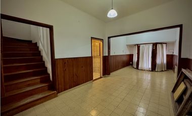 Venta Casa Centrica Dr Muñiz 220