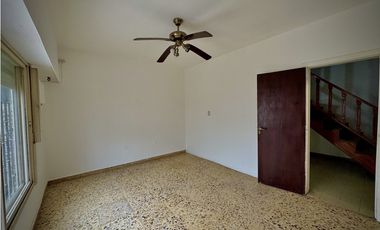 Venta Casa Centrica Dr Muñiz 220