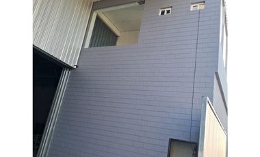 GALPON EXCEPCIONAL EN ITUZAINGO EN ALQUILER