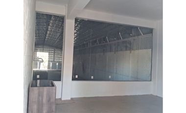 GALPON EXCEPCIONAL EN ITUZAINGO EN ALQUILER