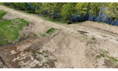 Lote en venta en  Villa Paranacito